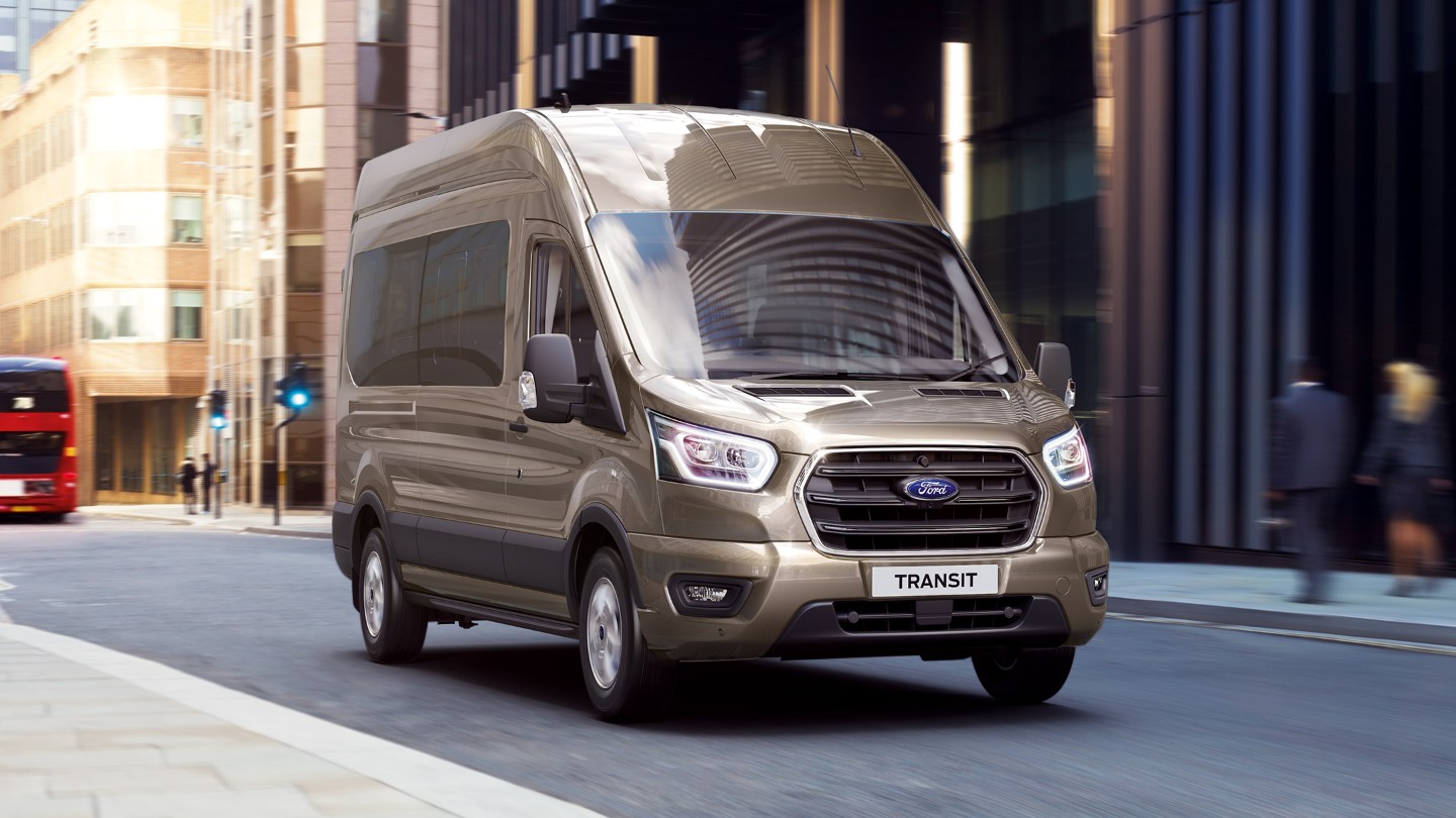 Minibus Ford Transit Terranga Mobility au Sénégal